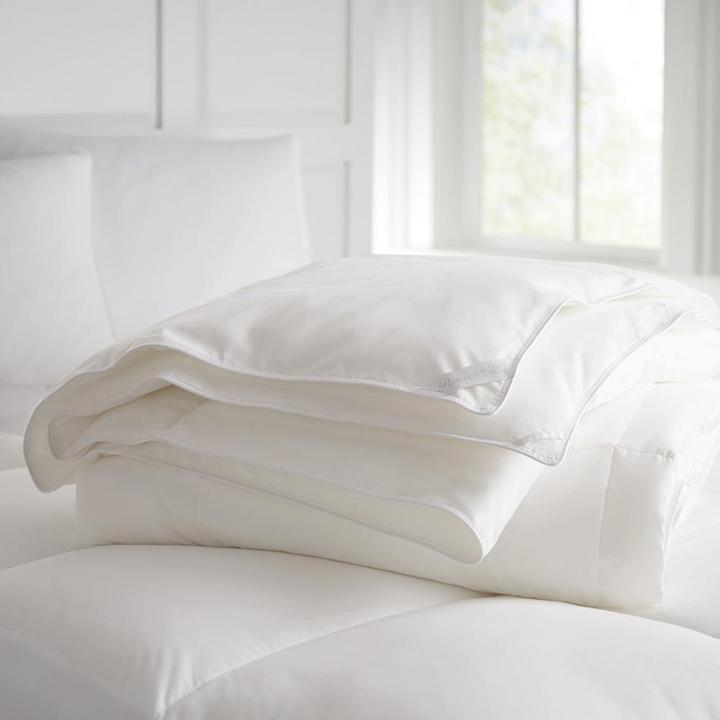 PEACOCK ALLEY DOWN ALTERNATIVE COMFORTER