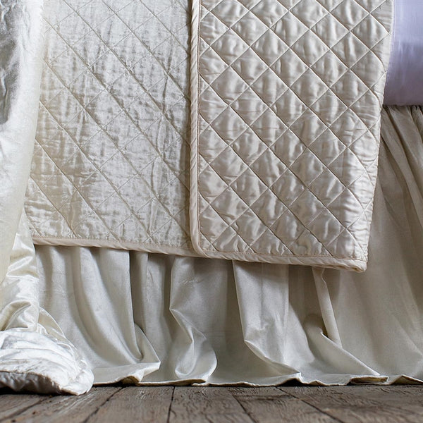 CHLOE GATHERED 3 PANEL BED SKIRT / IVORY VELVET 3/22X86