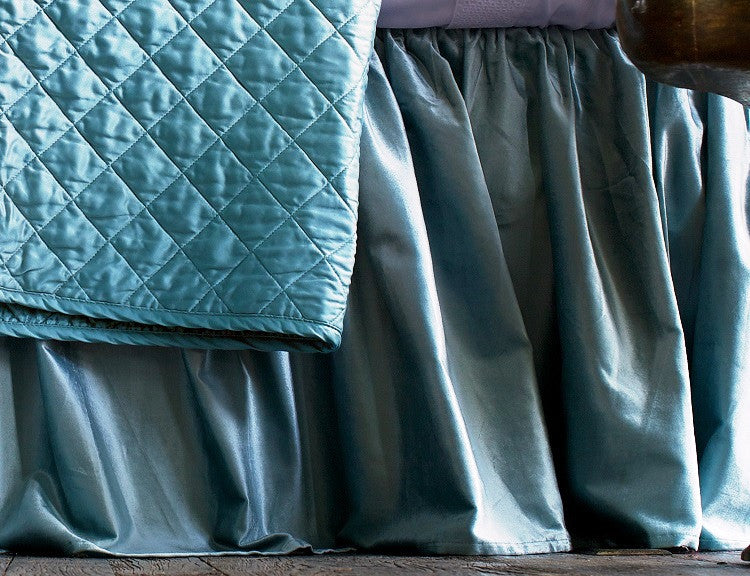 LILI ALESSANDRA CHLOE GATHERED 3 PANEL BED SKIRT